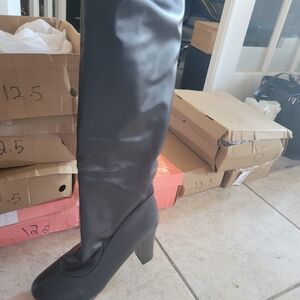 Black thigh high woman's 12.5